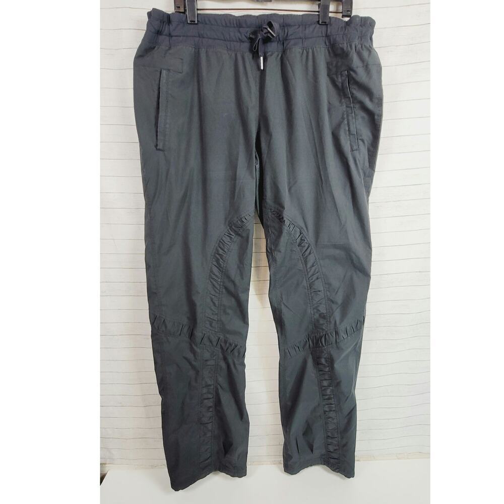 Lululemon Studio Track Pants in Black, sz 12